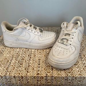 Nike Air Force 1s Sz 5